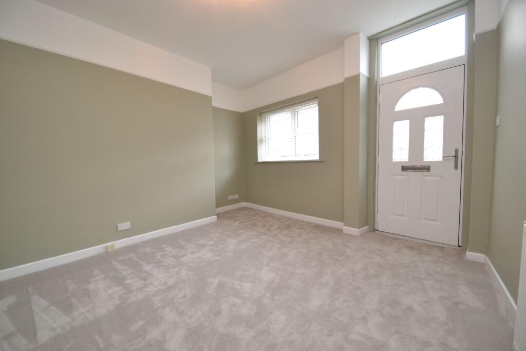 House in Bradford, Thackley, Idle - View 2