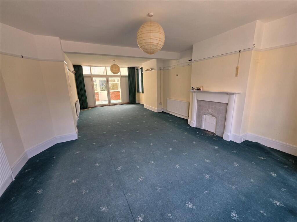Apartment in Portsmouth - View 5