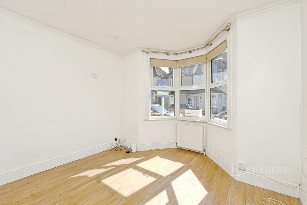 House in London - View 4