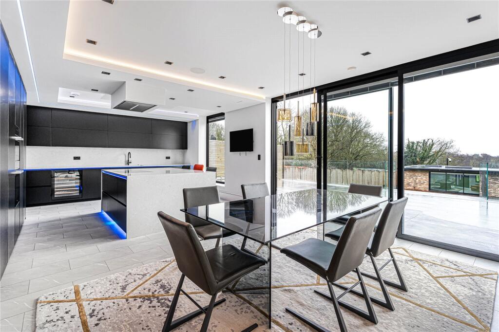 House in St Albans - View 2