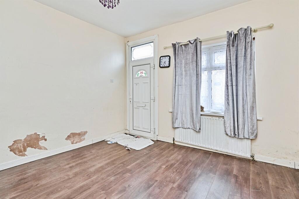 House in Sandwell, Kenrick Village - View 4