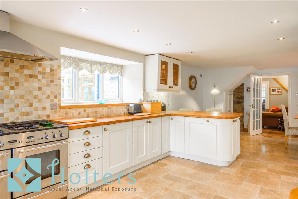 House in Llandrindod Wells - View 3