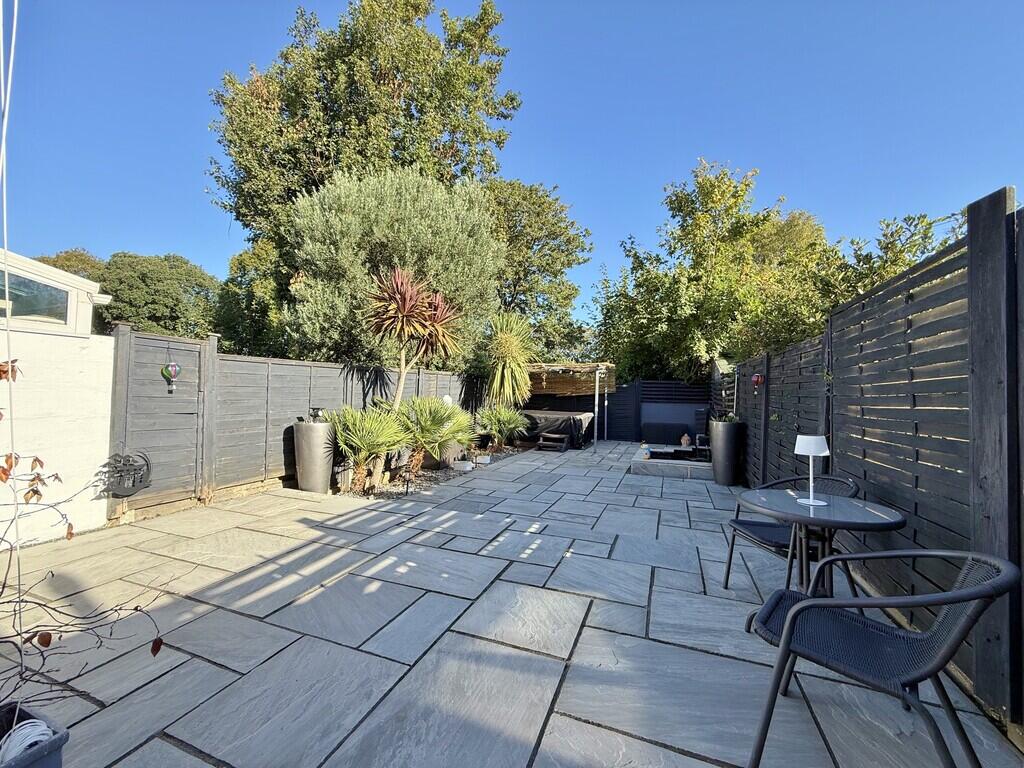 House in Portsmouth - View 4