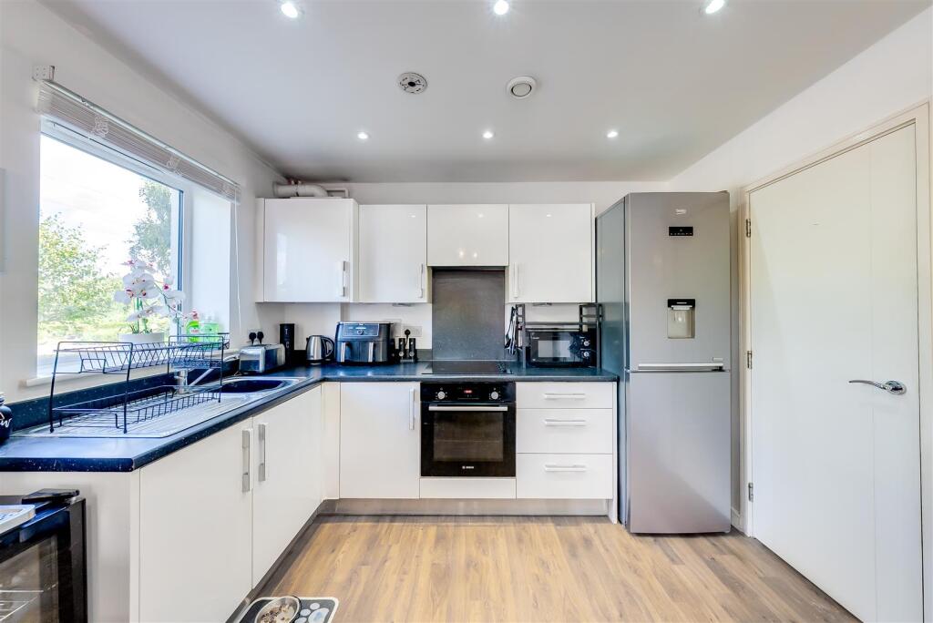 Apartment in London - View 4