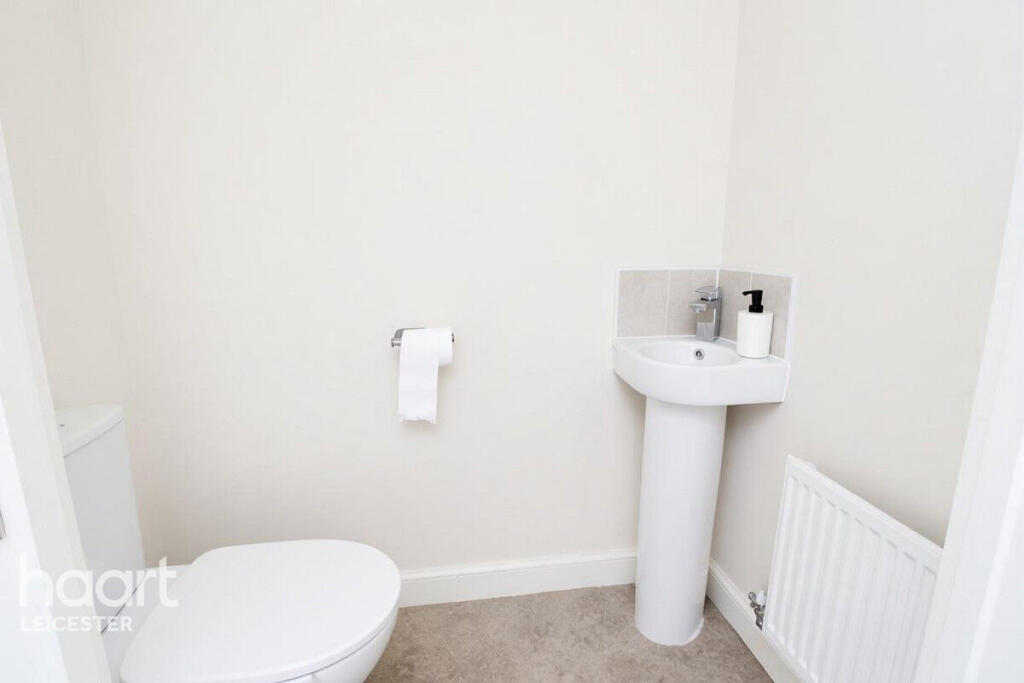 House in Blaby, Thorpe Astley, Braunstone - More
