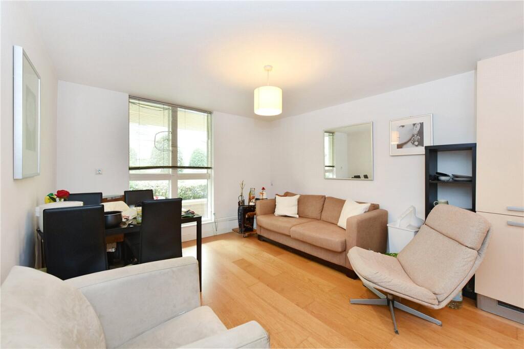Apartment in London, Canada Water, Rotherhithe - More