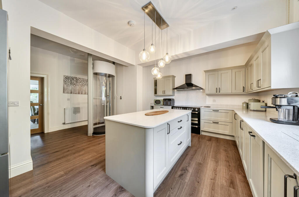 House in Shrewsbury, Powys - View 4