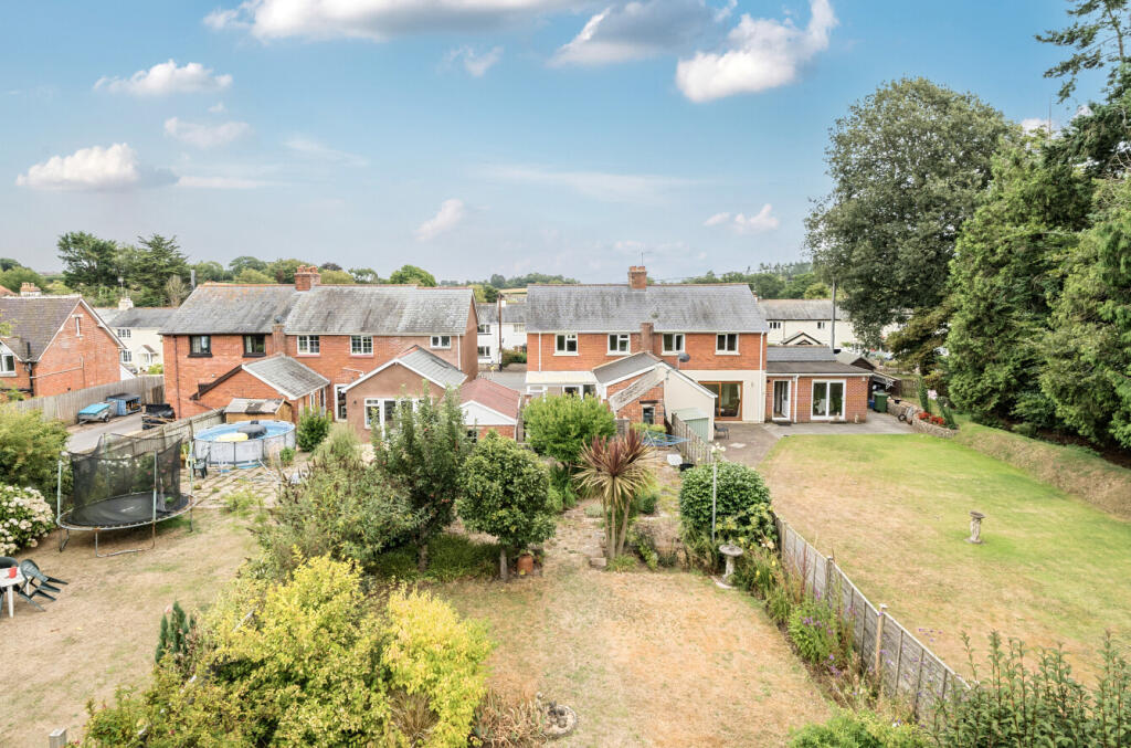 Knowle Village, Knowle, Budleigh Salterton, Devon photo 2