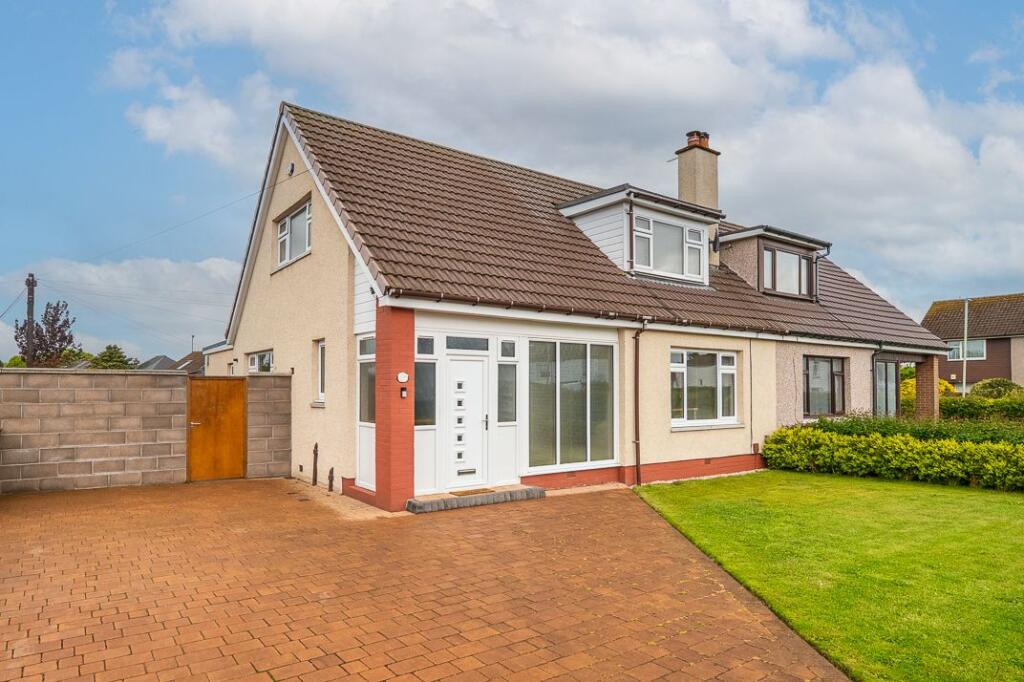 Main image of property: 41 West School Road, Dundee. DD3 8PG