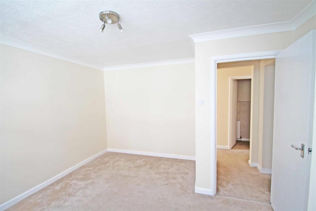 Apartment in Brighton - More