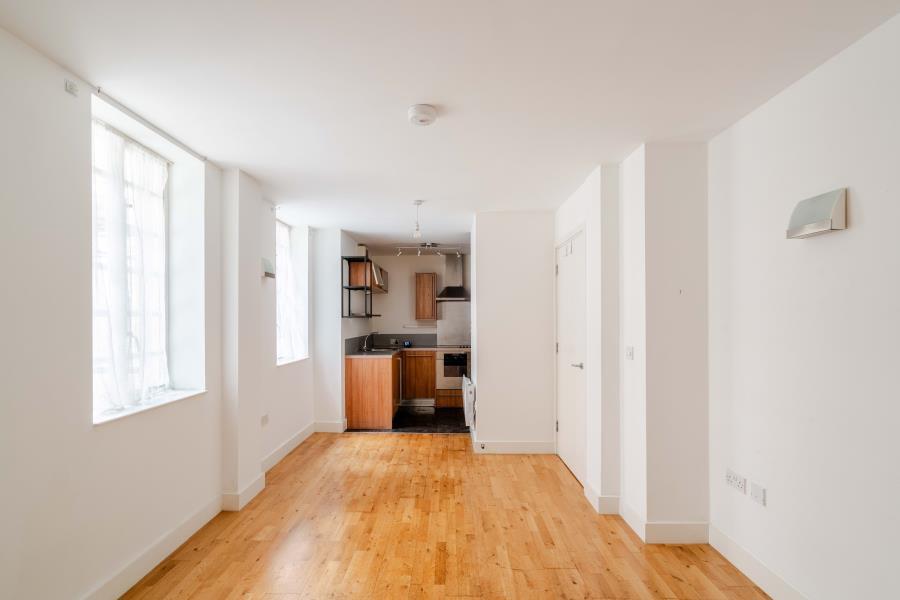 Apartment in Bristol - View 4