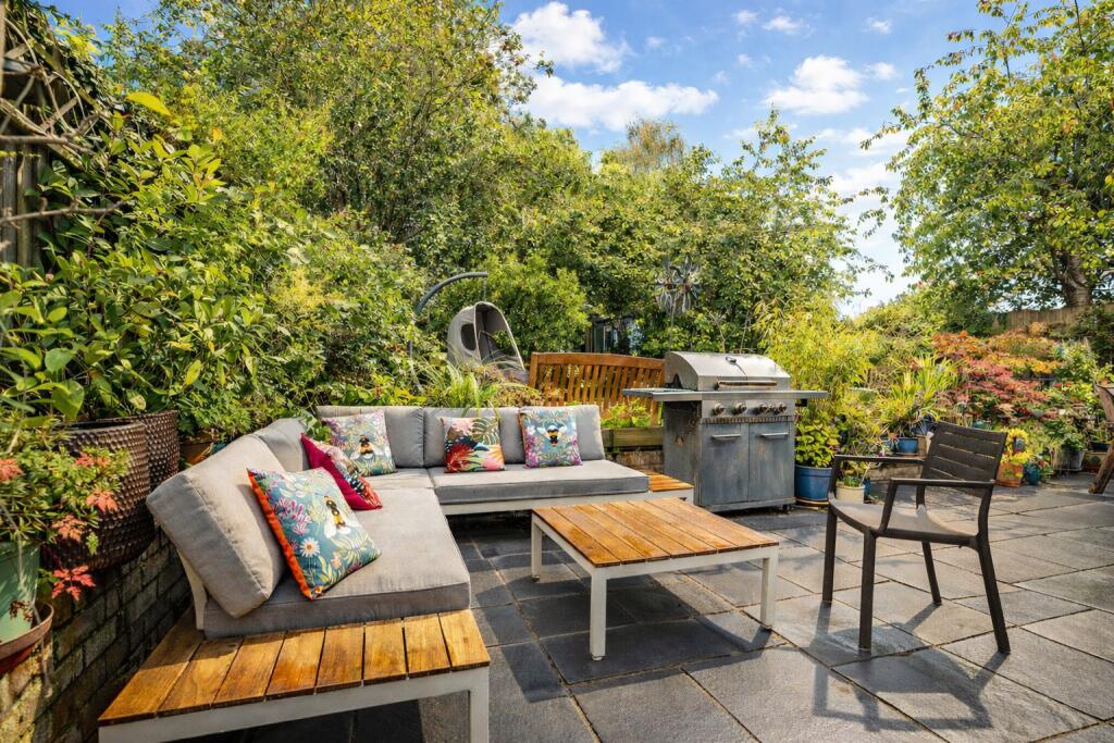 Additional image 18 of Ardens Way, St. Albans, Hertfordshire, AL4