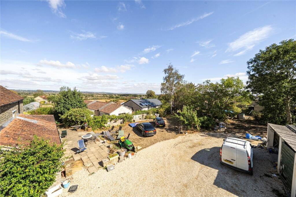 House in Henstridge, Yenston - View 5