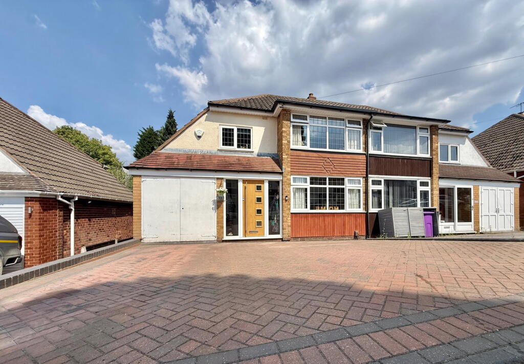 Main image of property: Grosvenor Road, Ettingshall Park