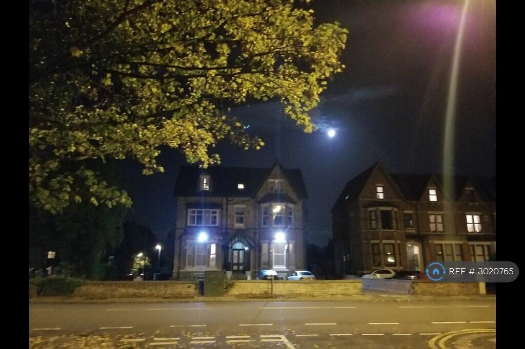 Apartment in Manchester, West Didsbury - View 2