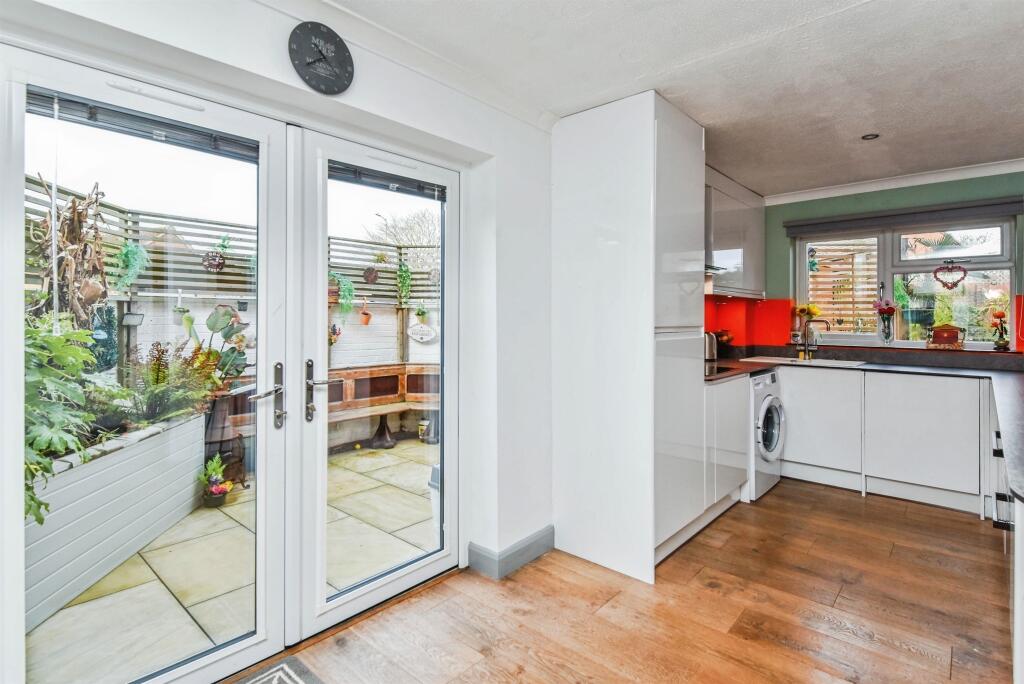 Additional image 21 of Ludlow Close, Westbury