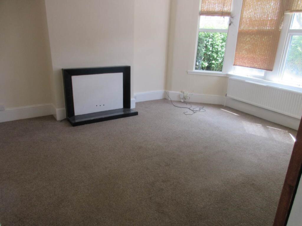 Apartment in Southend-on-Sea, Essex - View 2