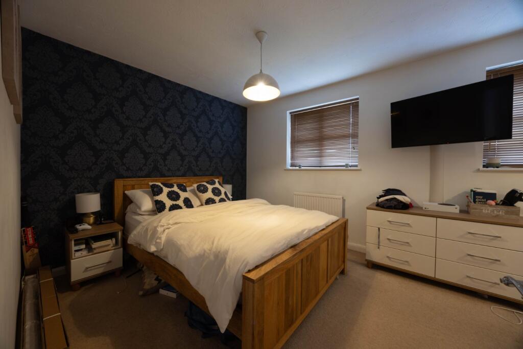 House in Worcester - More