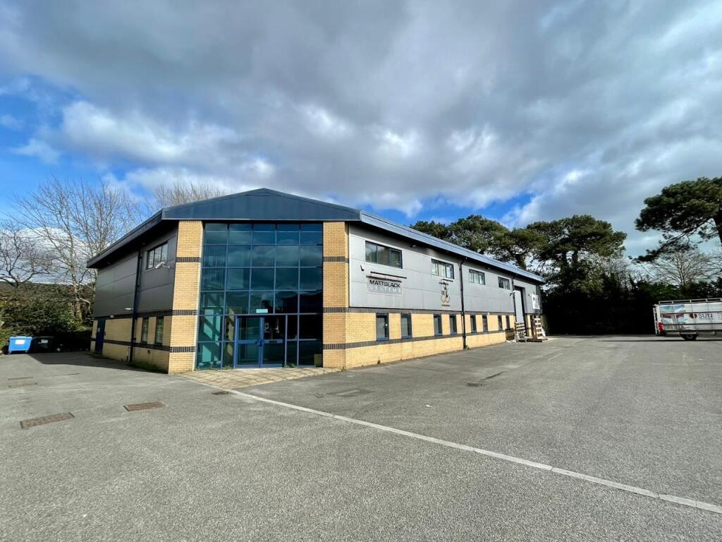 Additional image 3 of Unit 4 Broom Road Business Park, Broom Road, Poole, BH12 4PA