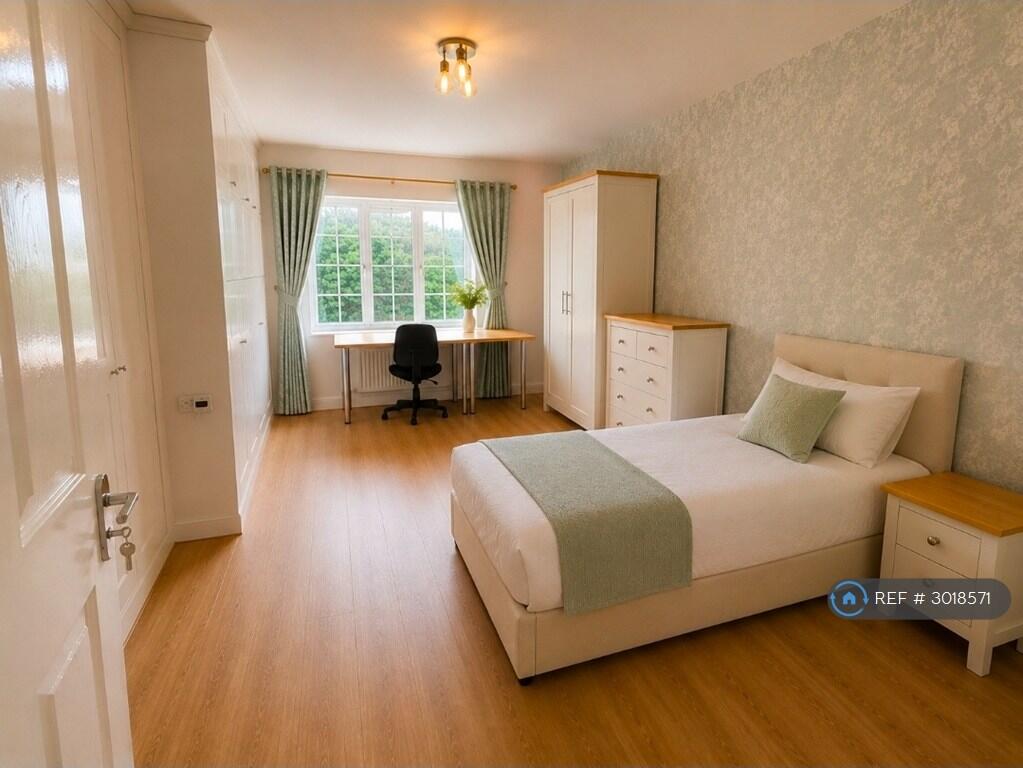 House in New Malden, Motspur Park - View 5