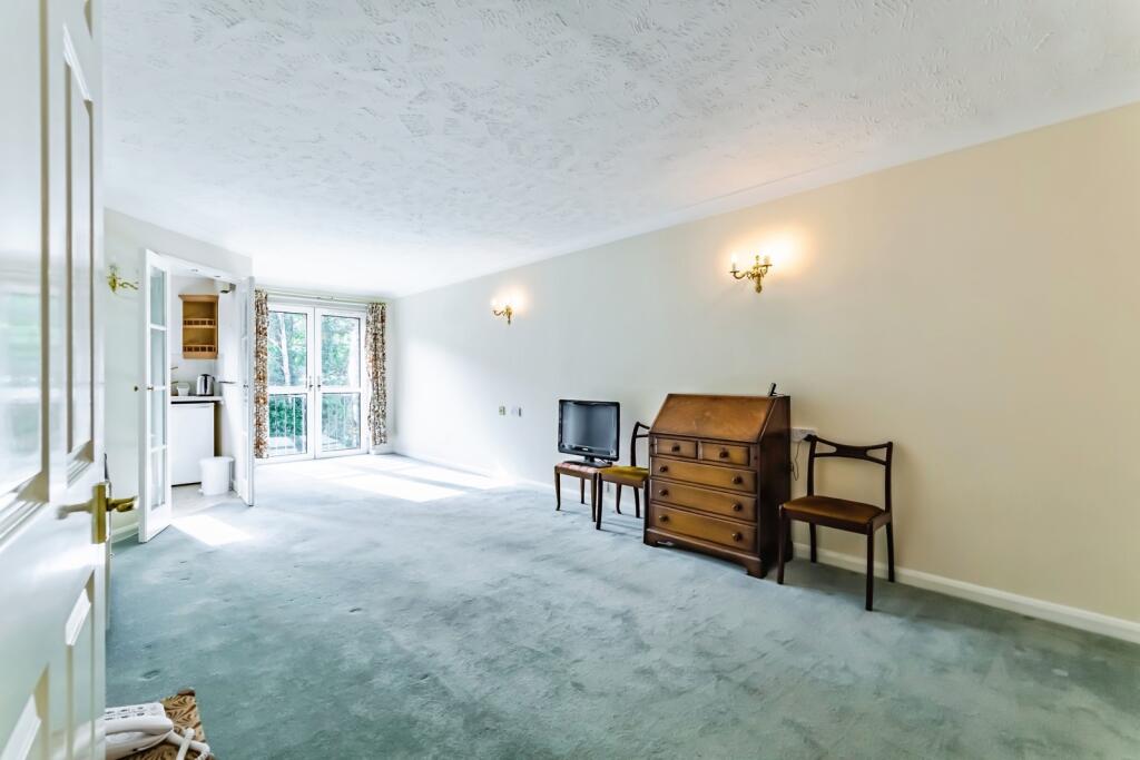 Main image of property: Bourne Court, Croydon Road, Caterham, Surrey, CR3