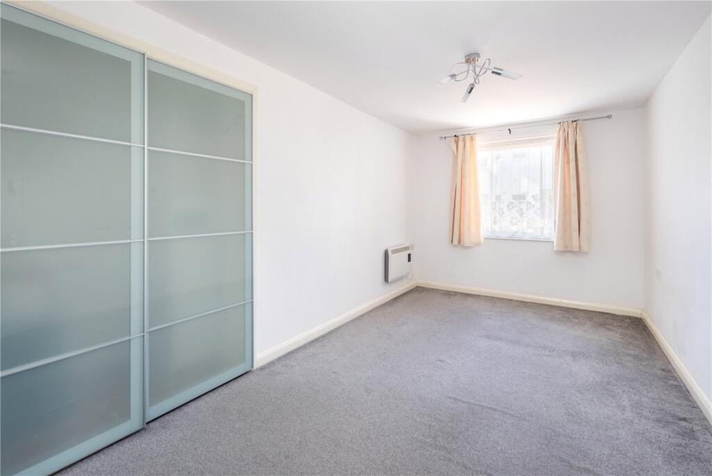 Apartment in London - View 4