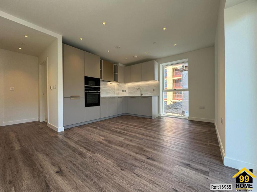 House in London - More