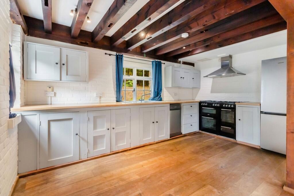 House in Tonbridge - More