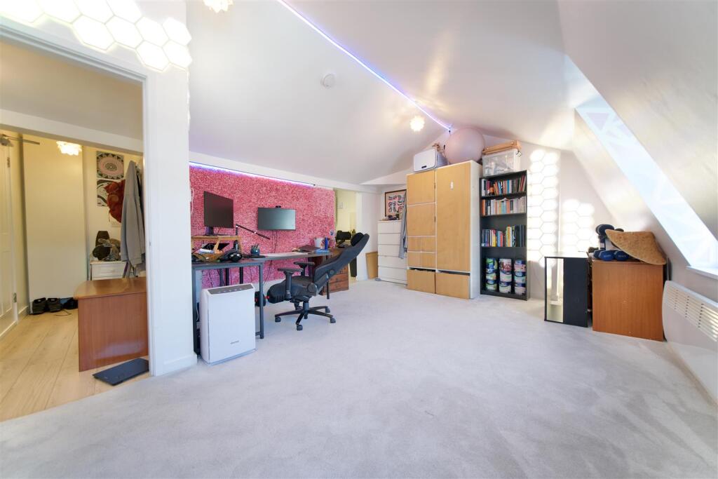 Apartment in Weymouth, Rodwell - View 5