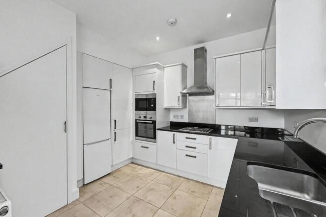 198 Upper Richmond Road West, London SW14 8AN