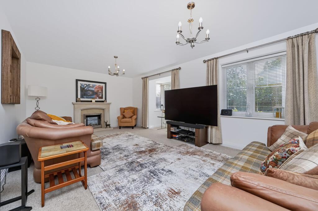 House in Solihull, Balsall - View 3