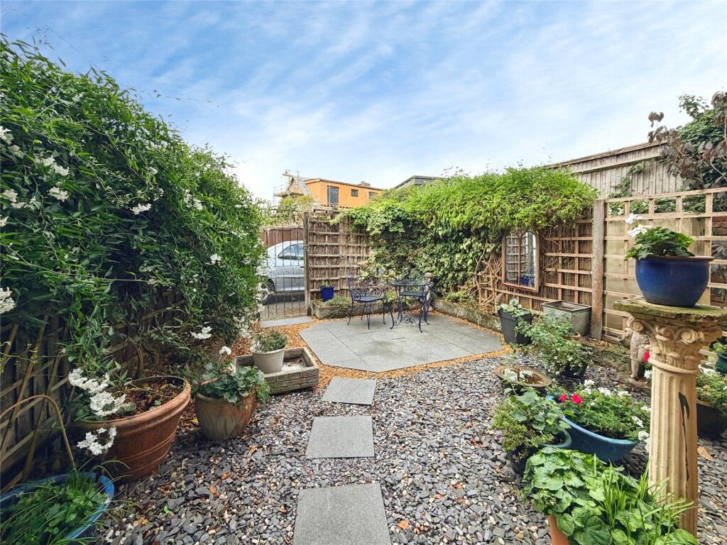 Apartment in Arun, Angmering - View 5