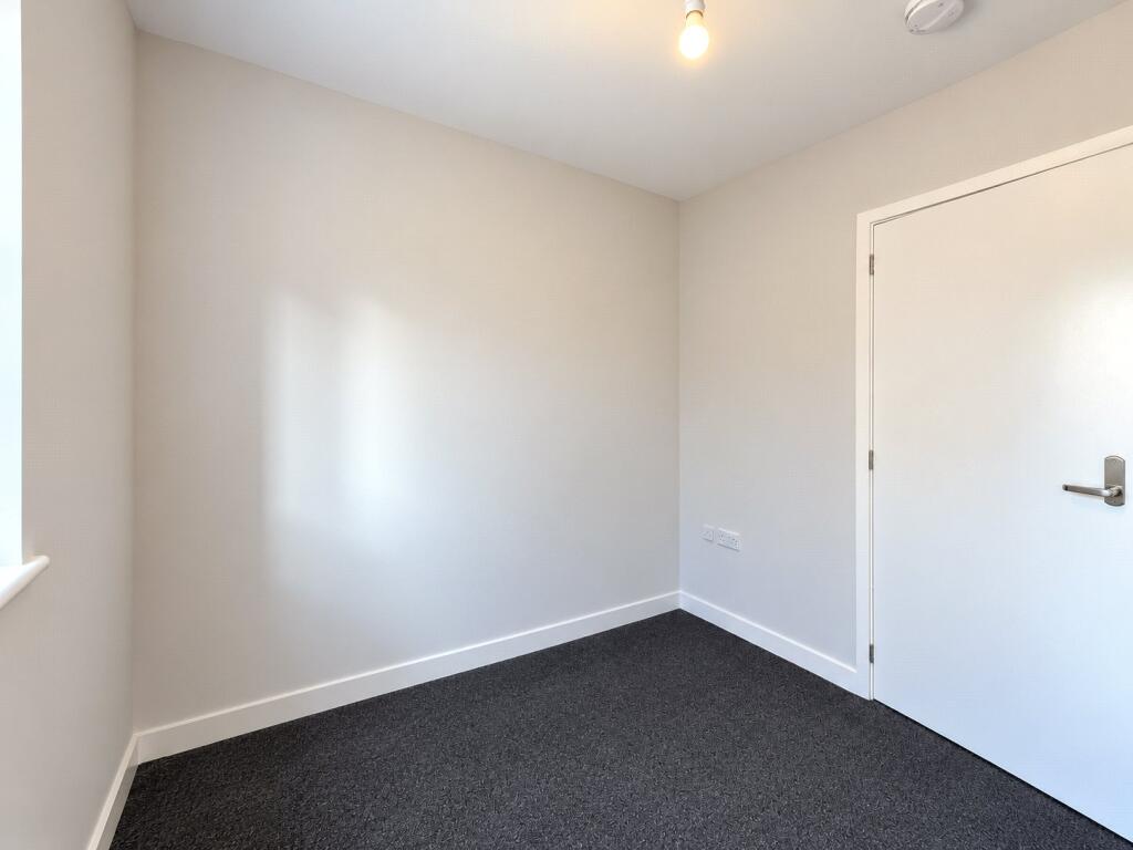 House in Bristol, Southmead - More