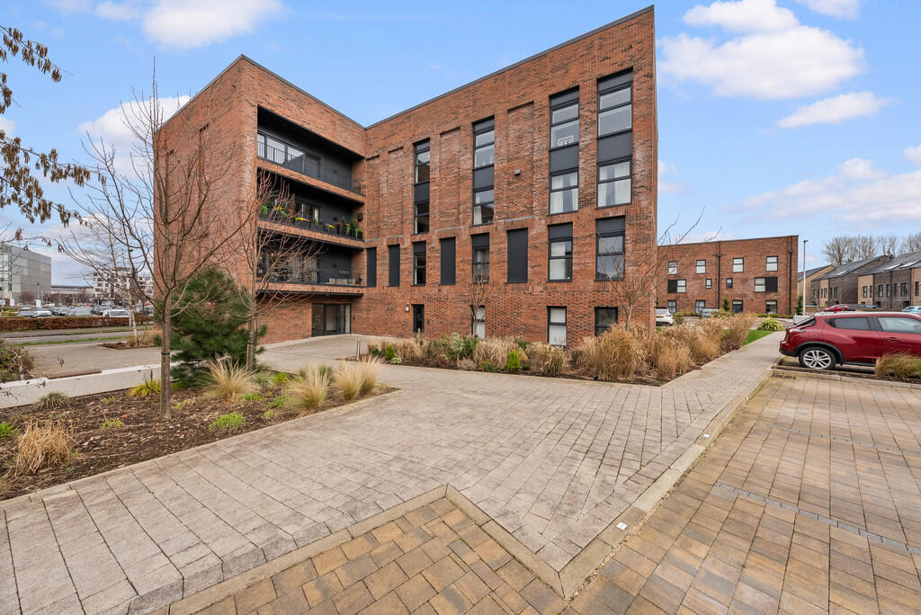 Main image of property: Festival Court, Princes Quay, Glasgow