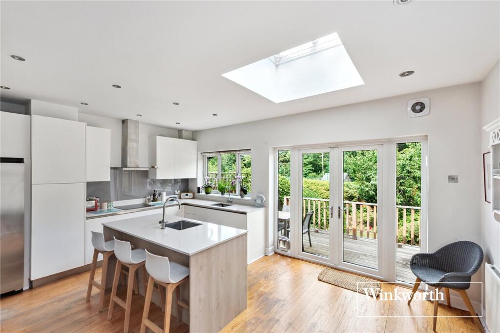 House in London - View 5