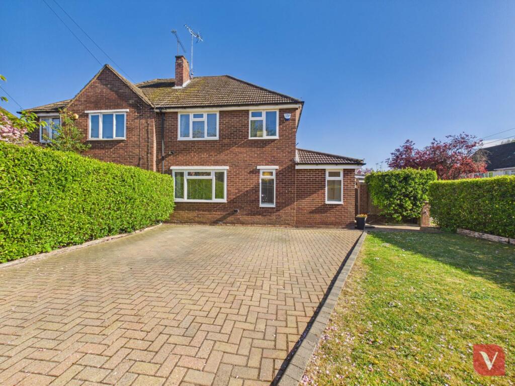 Main image of property: Cheviot Close, Luton