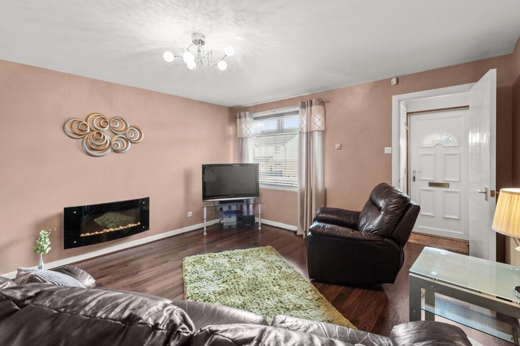 Mary Stevenson Drive, Alloa. FK10 photo 4