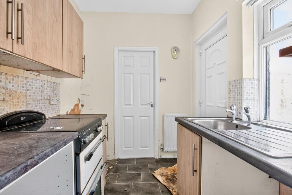 Apartment in Newcastle upon Tyne - View 4
