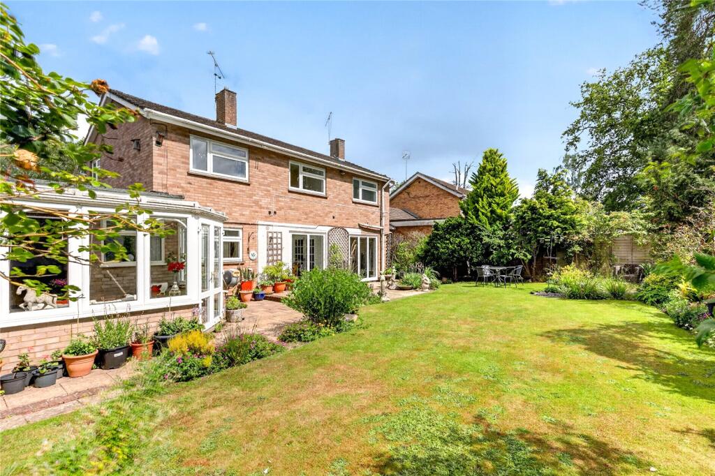 Main image of property: Sherwood Close, Bracknell, Berkshire, RG12