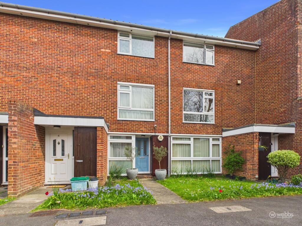 Main image of property: Holmbury Grove, Forestdale, Croydon