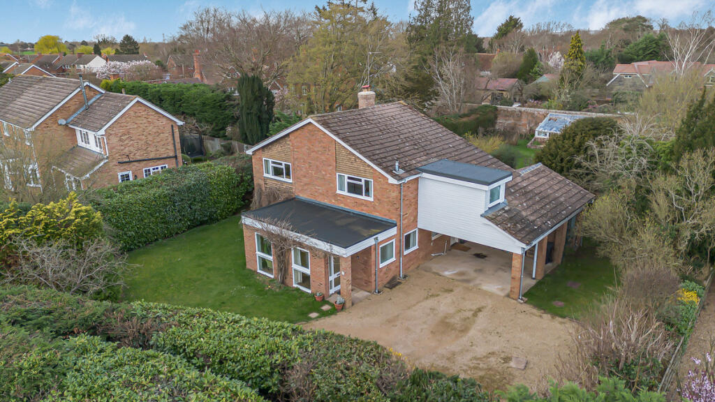 Main image of property: Courtenay Close, Sutton Courtenay, OX14