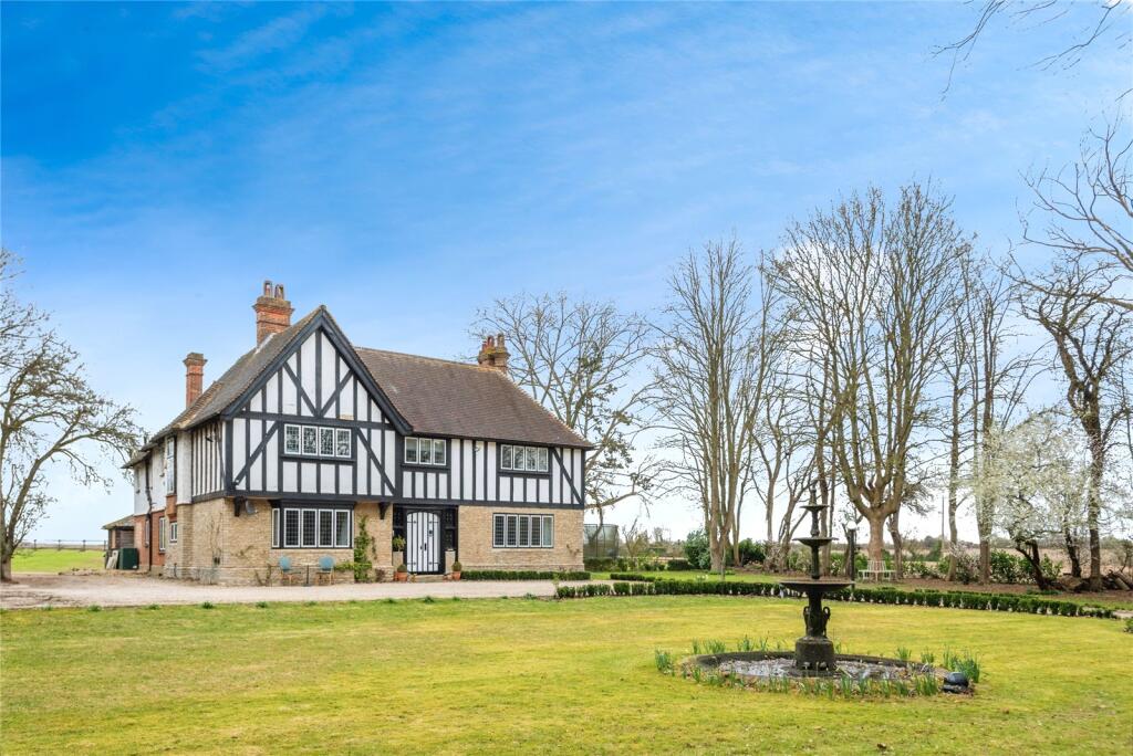 Main image of property: Middleton Stoney, Bicester, Oxfordshire, OX25