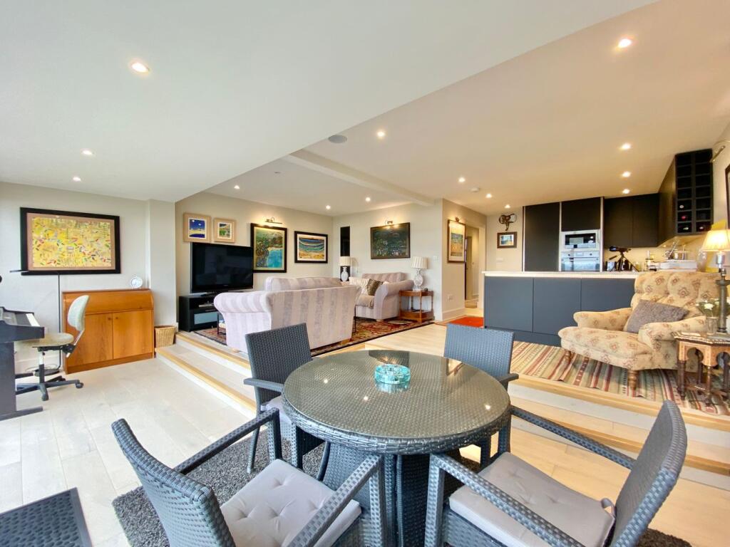 Apartment in Poole - View 4