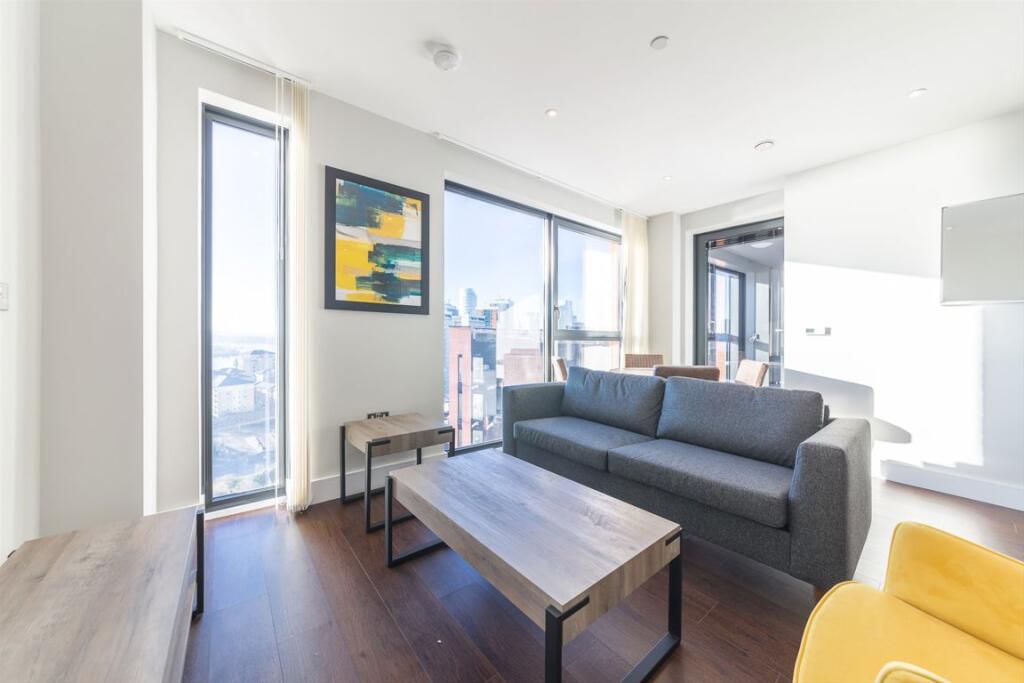 Silvocea Way, Royal Wharf - View 4