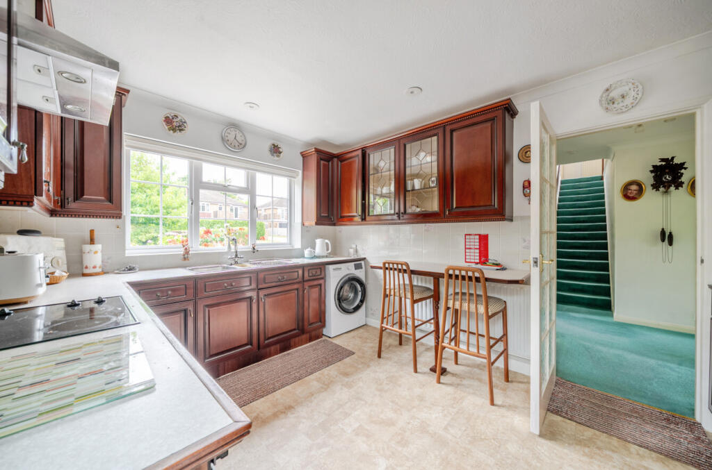 House in Redhill - View 2