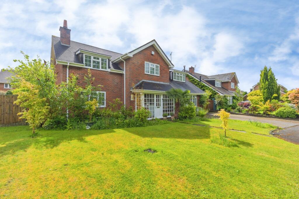Main image of property: Broomfield Close, Chelford, Macclesfield, Cheshire, SK11