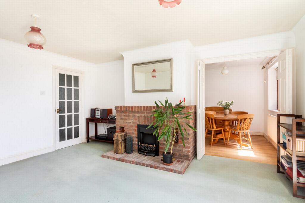 House in Folkestone and Hythe, Orchard Valley, Hythe - View 4