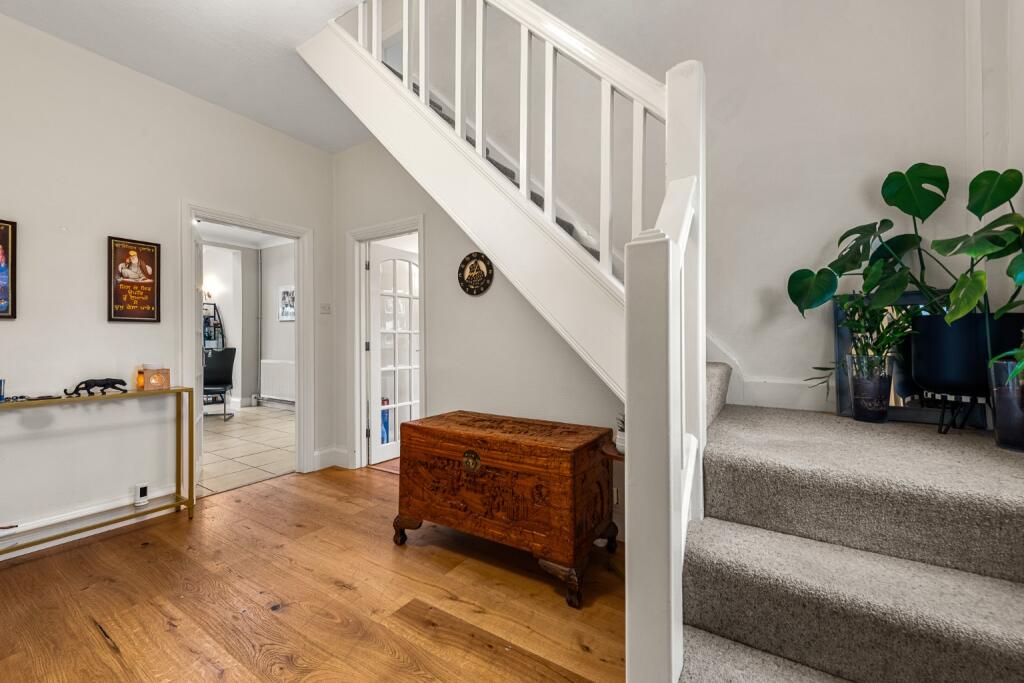 House in Leicester - View 5