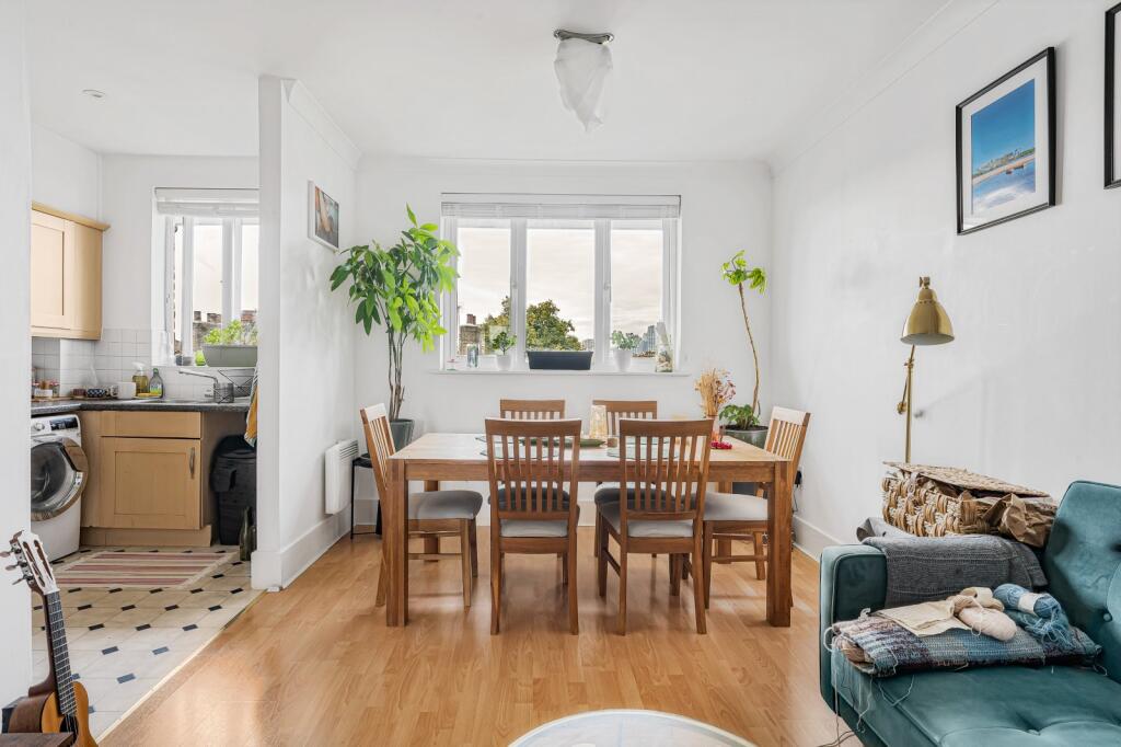 Apartment in London - View 5
