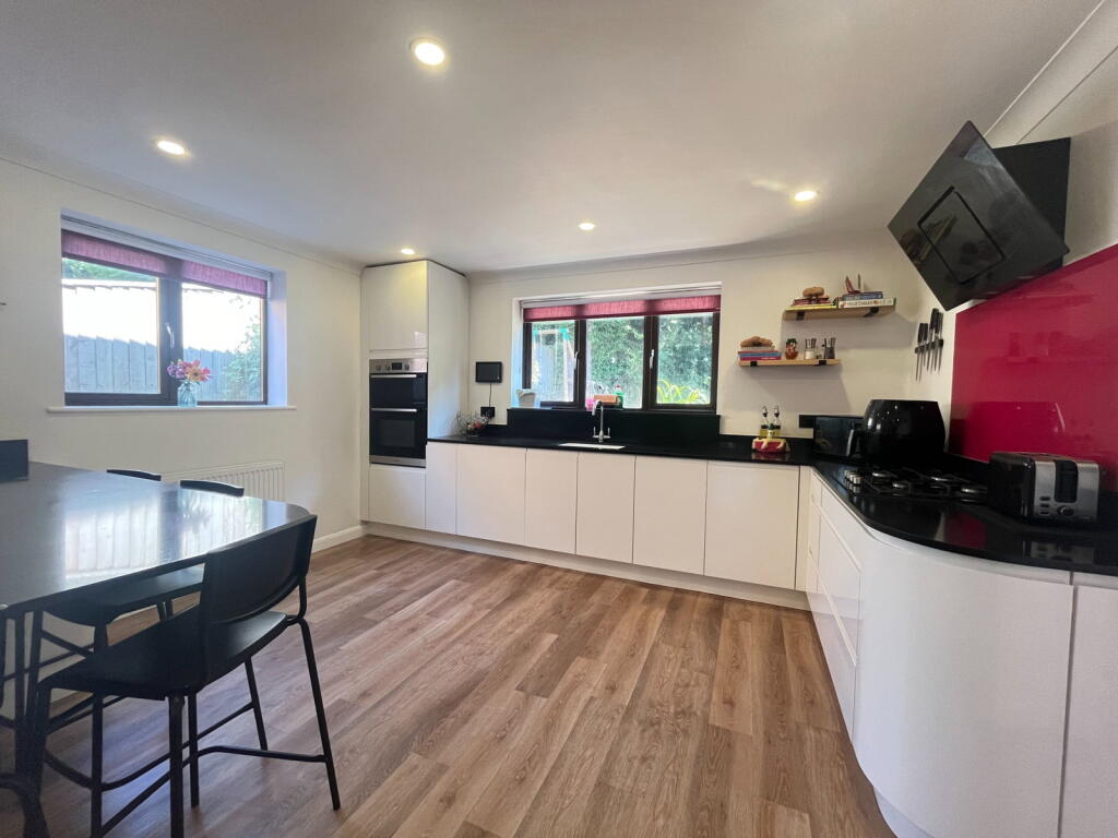 House in Torquay - More